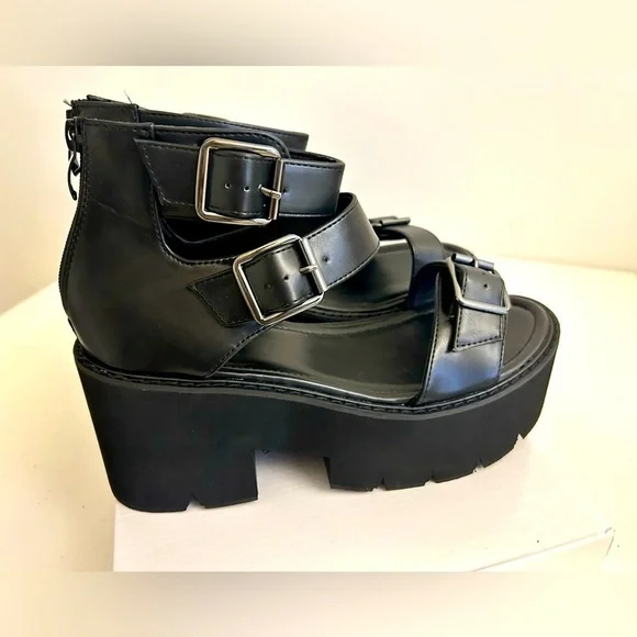 Buckle Flat-forms Wedge Sandals, Black Size 40(8) - Picture 5 of 8